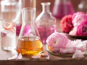 چه عطرهایی برای بهار و تابستان مناسب است؟